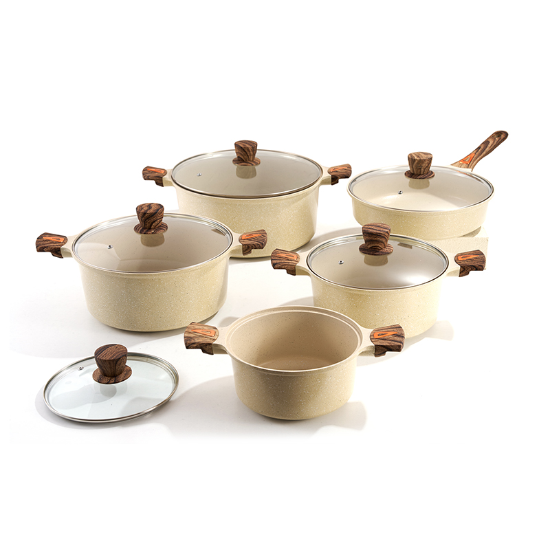 Juego de utensilios de cocina de aluminio EsencialesMaderos de 10 piezas